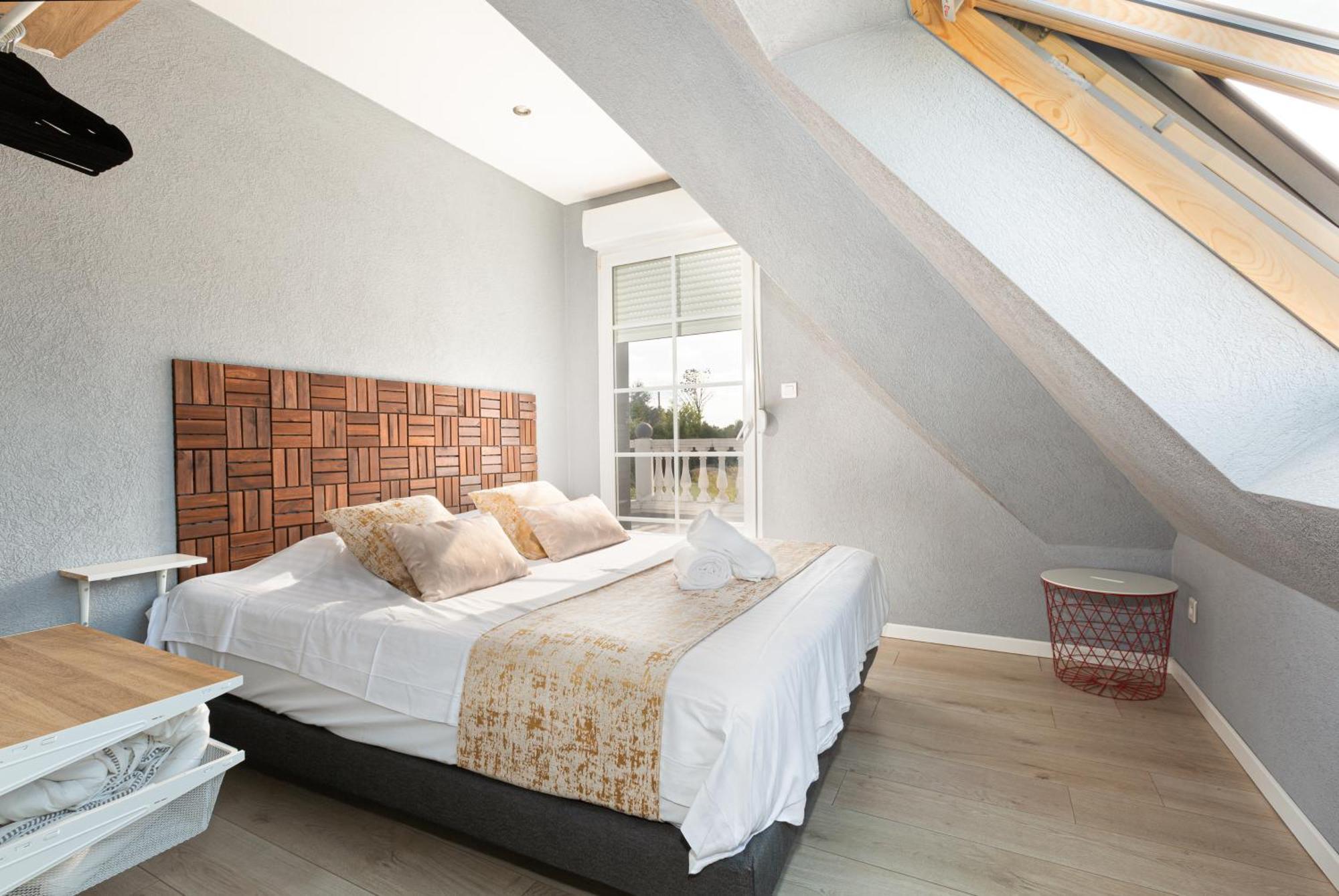 Gites Spa Strasbourg - Villa Ours - Spa Prive, Sauna, Borne D'Arcade, Babyfoot Ittenheim Exterior foto