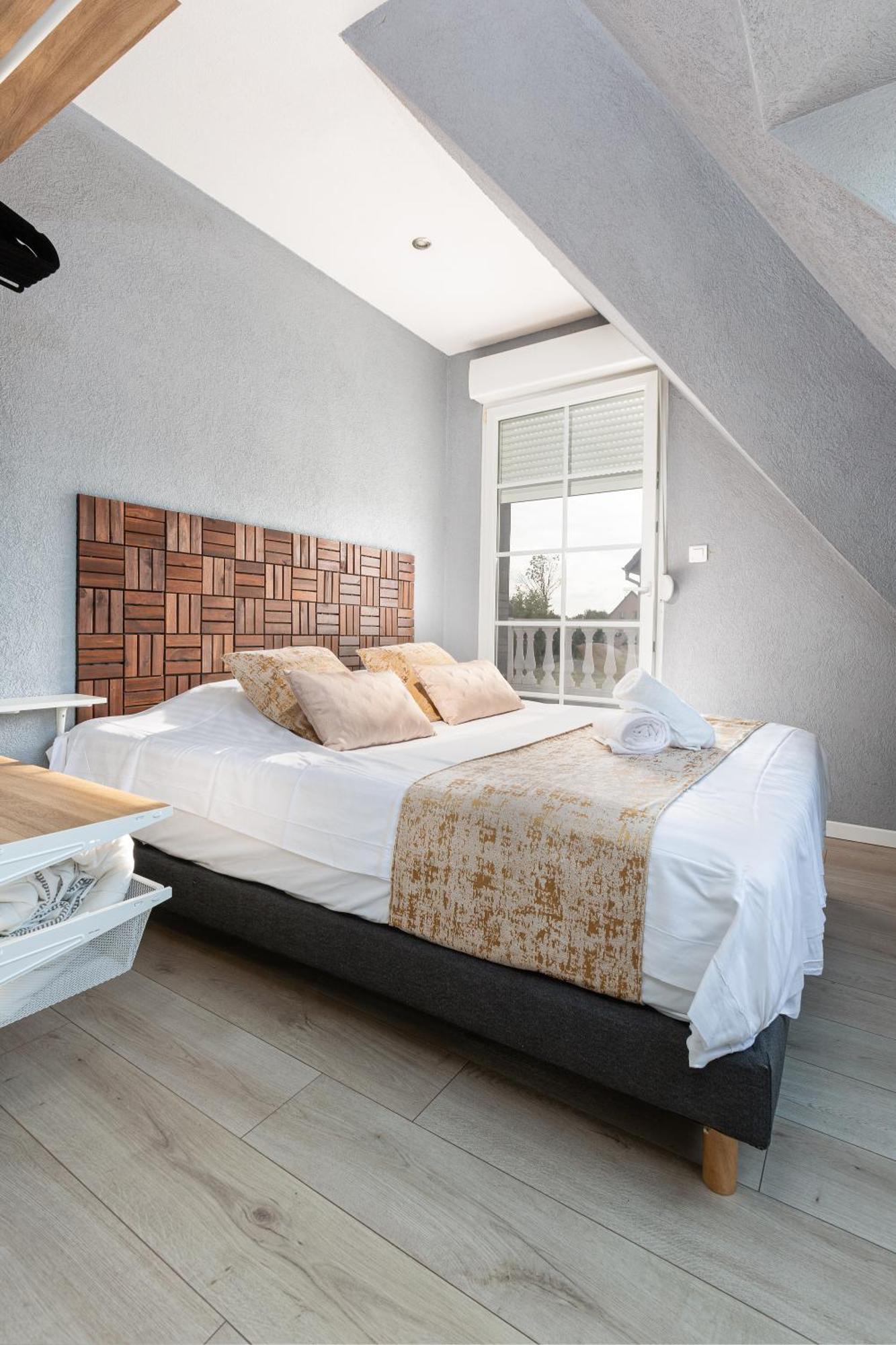 Gites Spa Strasbourg - Villa Ours - Spa Prive, Sauna, Borne D'Arcade, Babyfoot Ittenheim Exterior foto